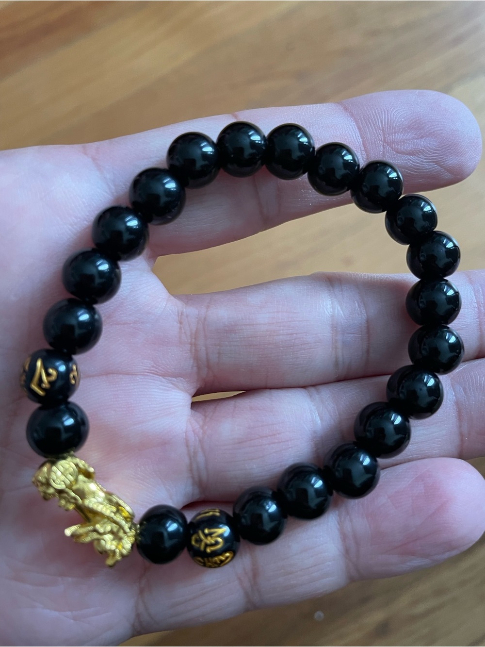 Black Beaded Men's Bracelet with Gold Pixiu Accent